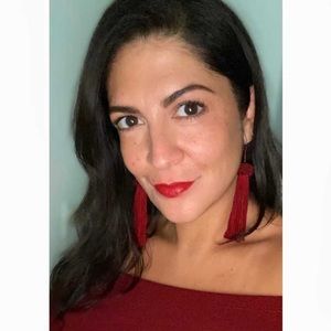 Meet your Posher, Alexandra